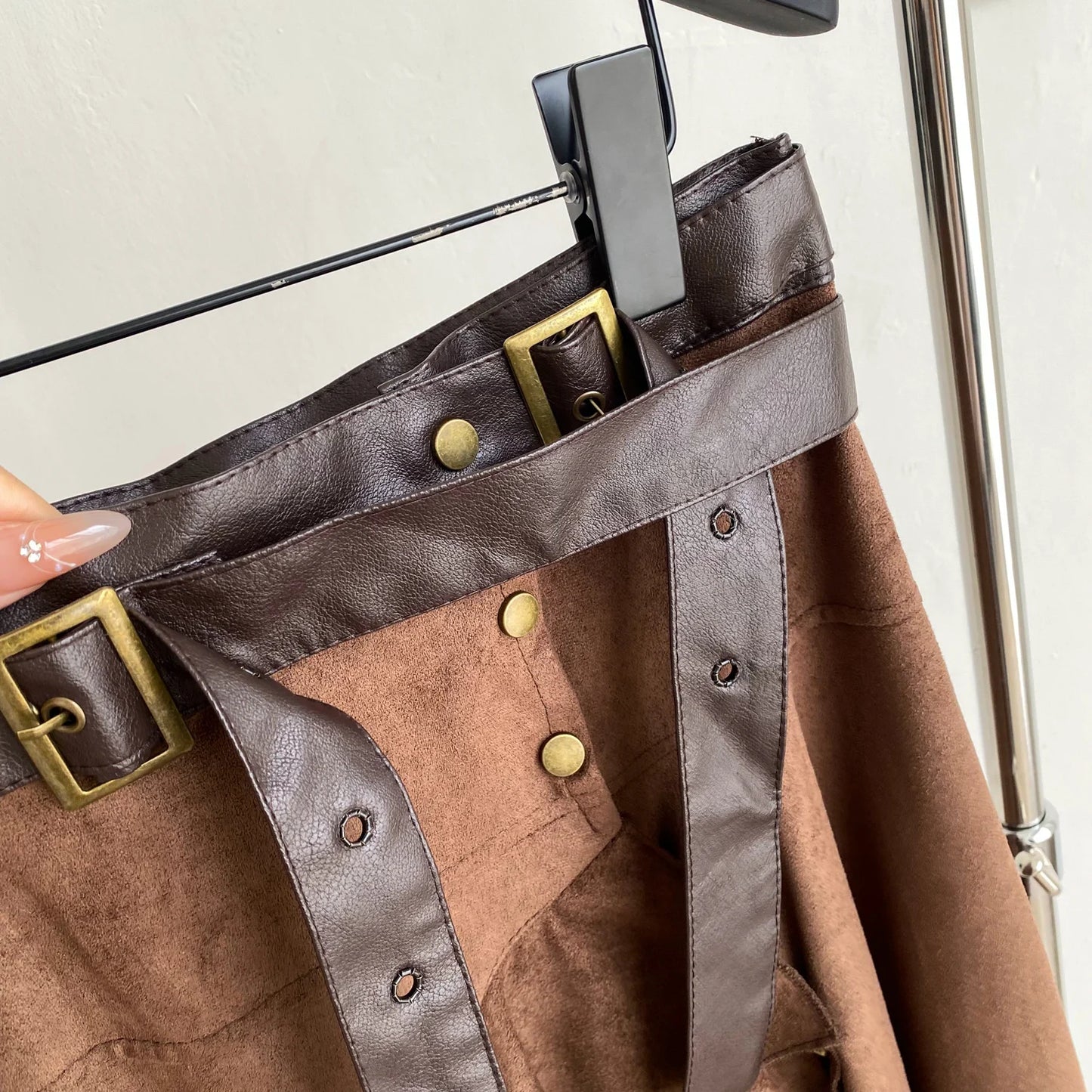 Bohemian Hippie Suede Skirts for Women Vintage Irregular Ruffled Edge Belt Skirt Autumn Winter A-line Boho Beach Leather Faldas