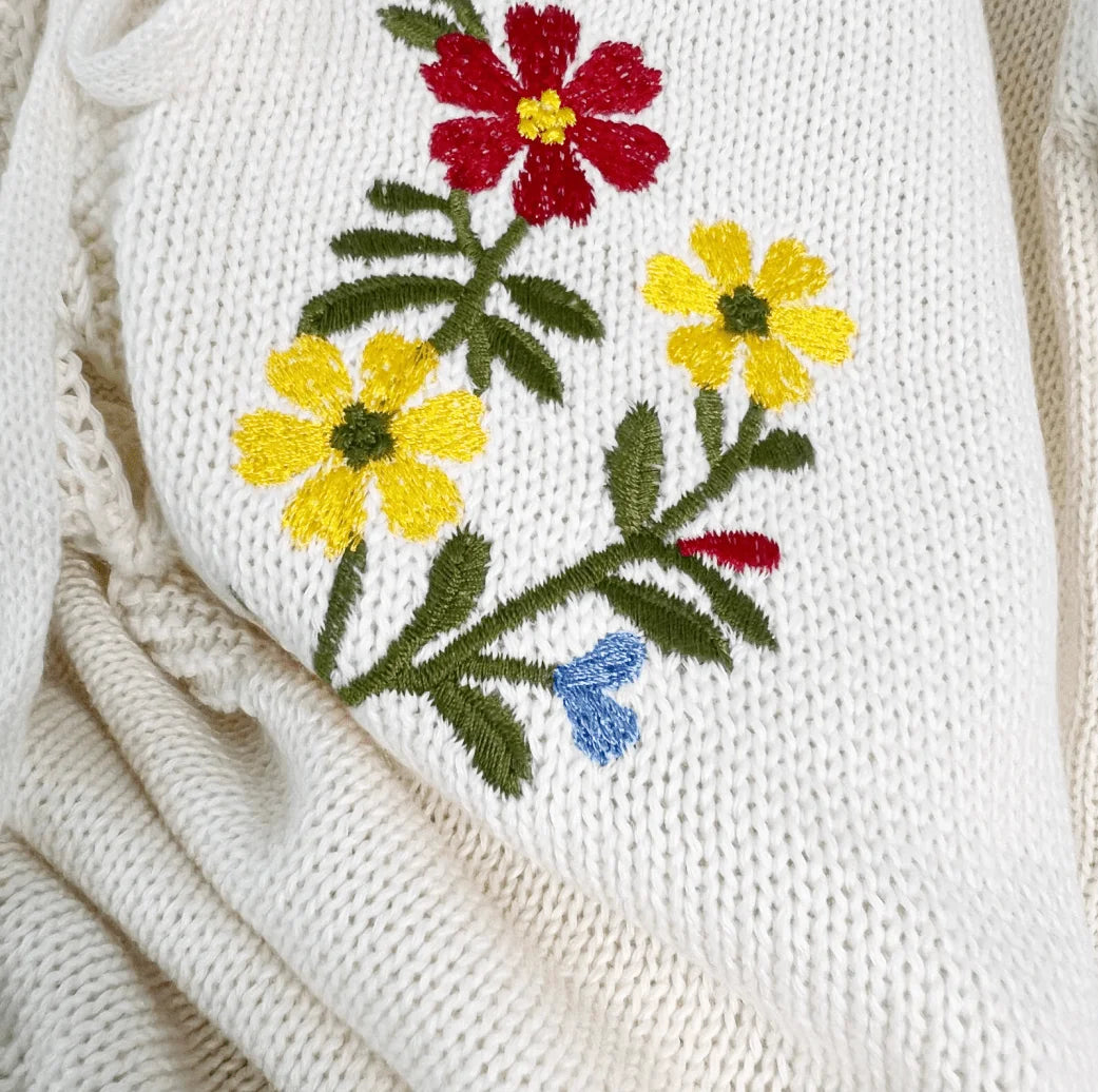 Bohemian Flower Embroidery Knitted Sweater Vintage Loose Sweaters for Women V Neck Spring Autumn Jumpers Boho Beach Pullovers