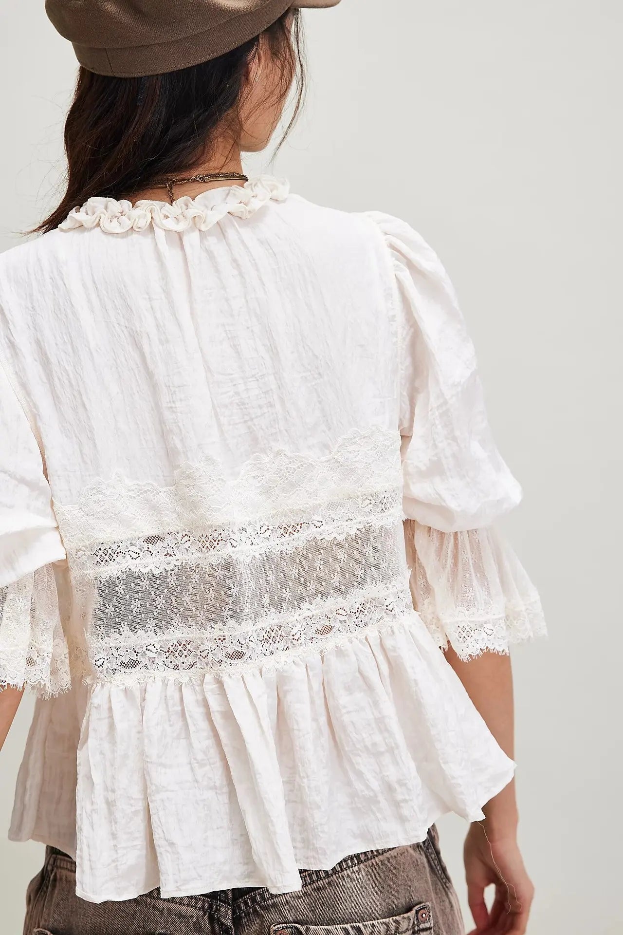Lace Blouses Shirts for Women Tops Summer Vintage V-Neck Puff Sleeve Loose Fit with Buttons Causal Blouse Cotton Bed Jacket Top