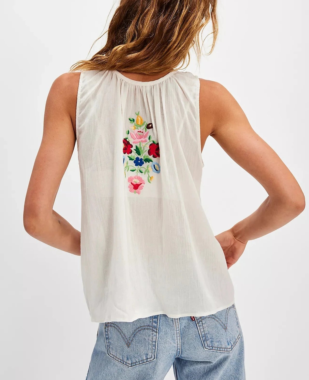 Cotton Floral Embroidered Tank Top Sleeveless Blouses Shirts for Women Casual Tassel Summer Blouse Boho Beach Camis Blusas Tops
