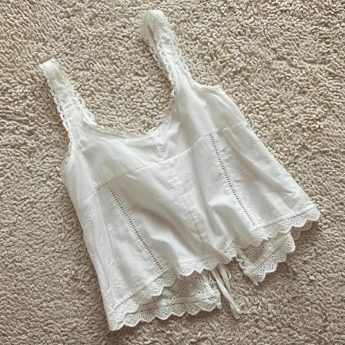 Sleeveless Lace Up Crop Top for Women White Cotton Floral Embroidery Camis Tanks Tops Tees Summer Casual Blouse Boho Beach wear