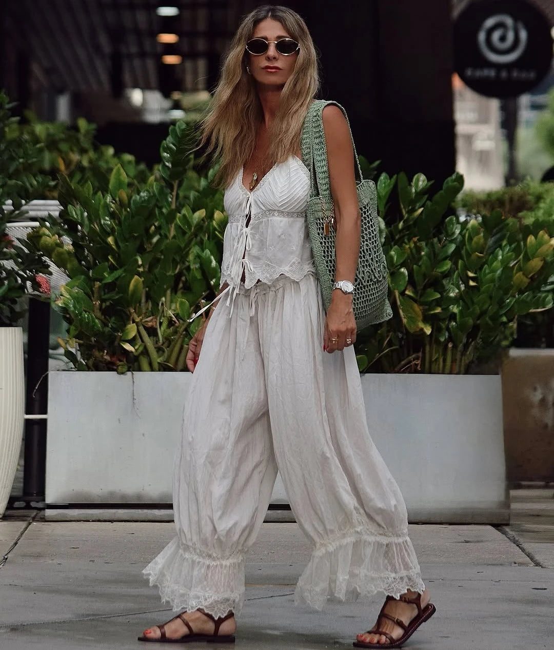 Summer Two-Piece Women's Lace Pant Sets Ruffles Tank Top Lotus Balloon Pants Suit Bed Casual Matching Set Boho Beach Free Style